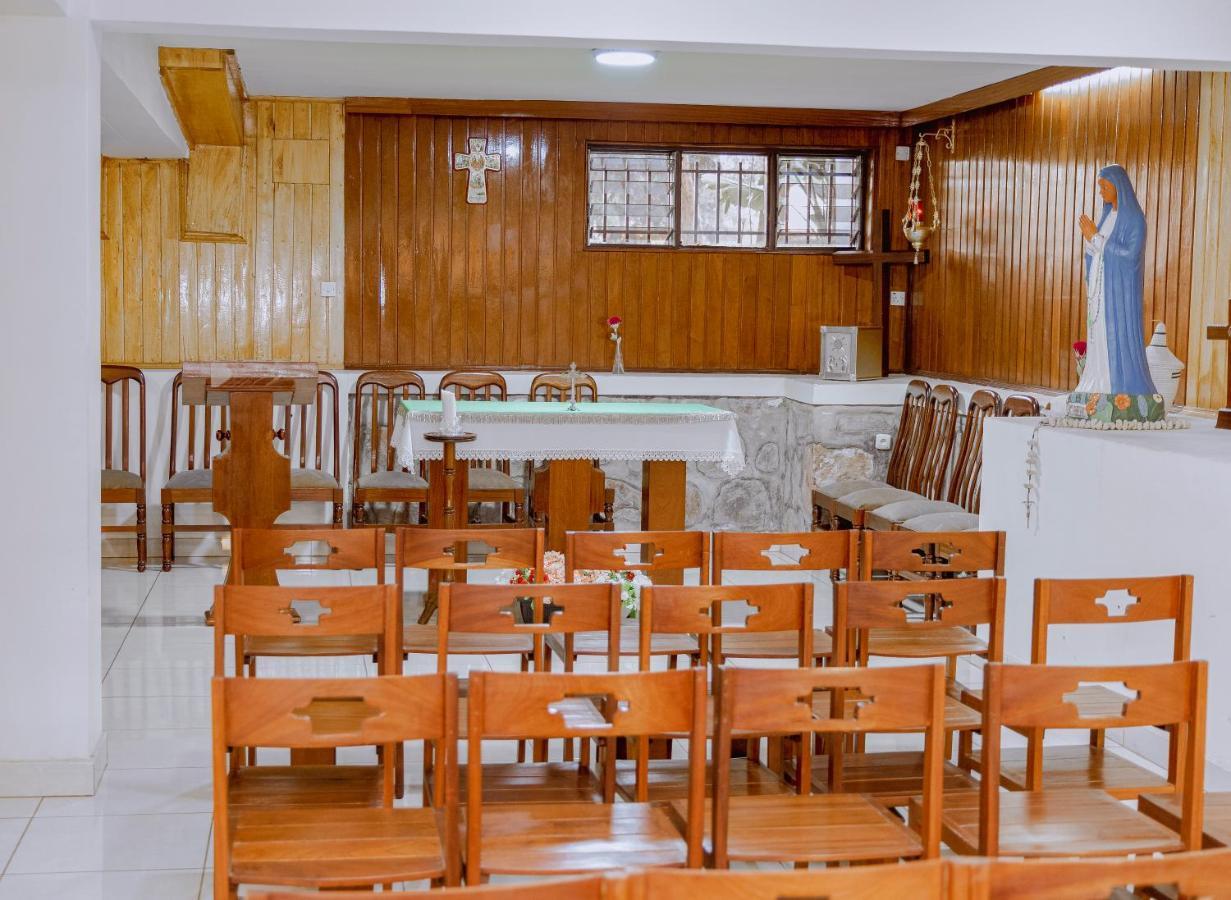 Centre Saint Vincent Pallotti キガリ エクステリア 写真