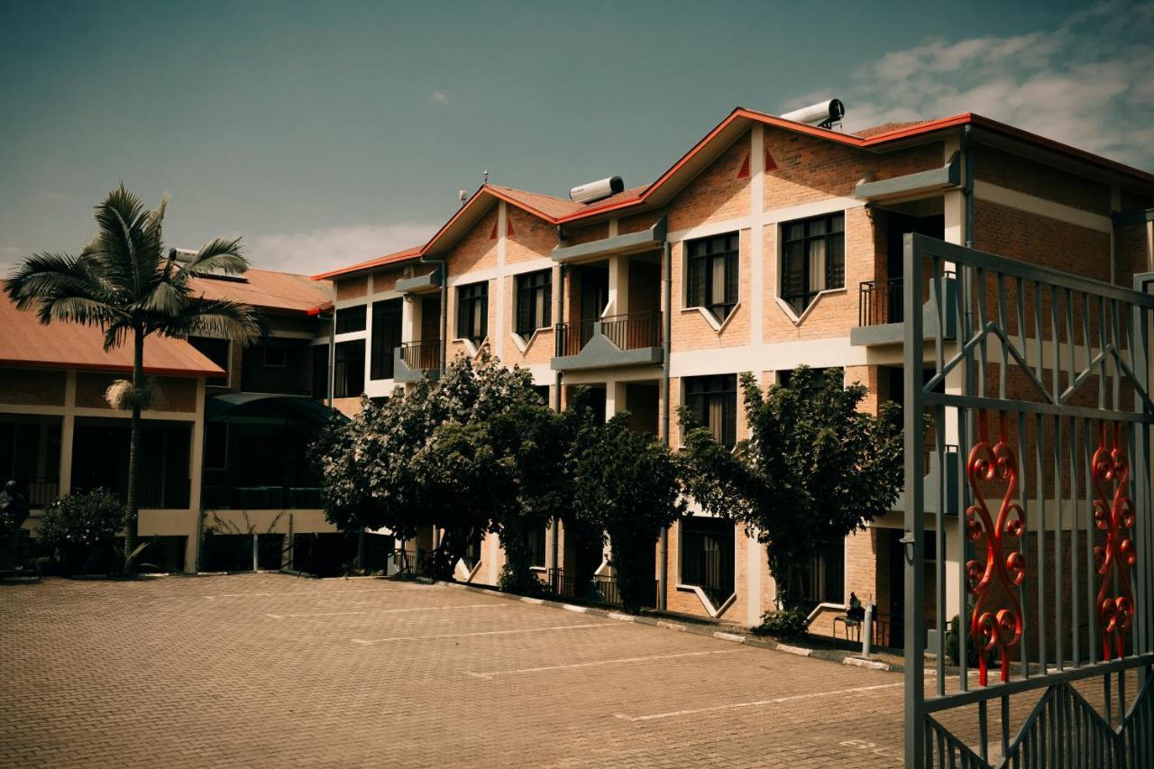 Centre Saint Vincent Pallotti キガリ エクステリア 写真