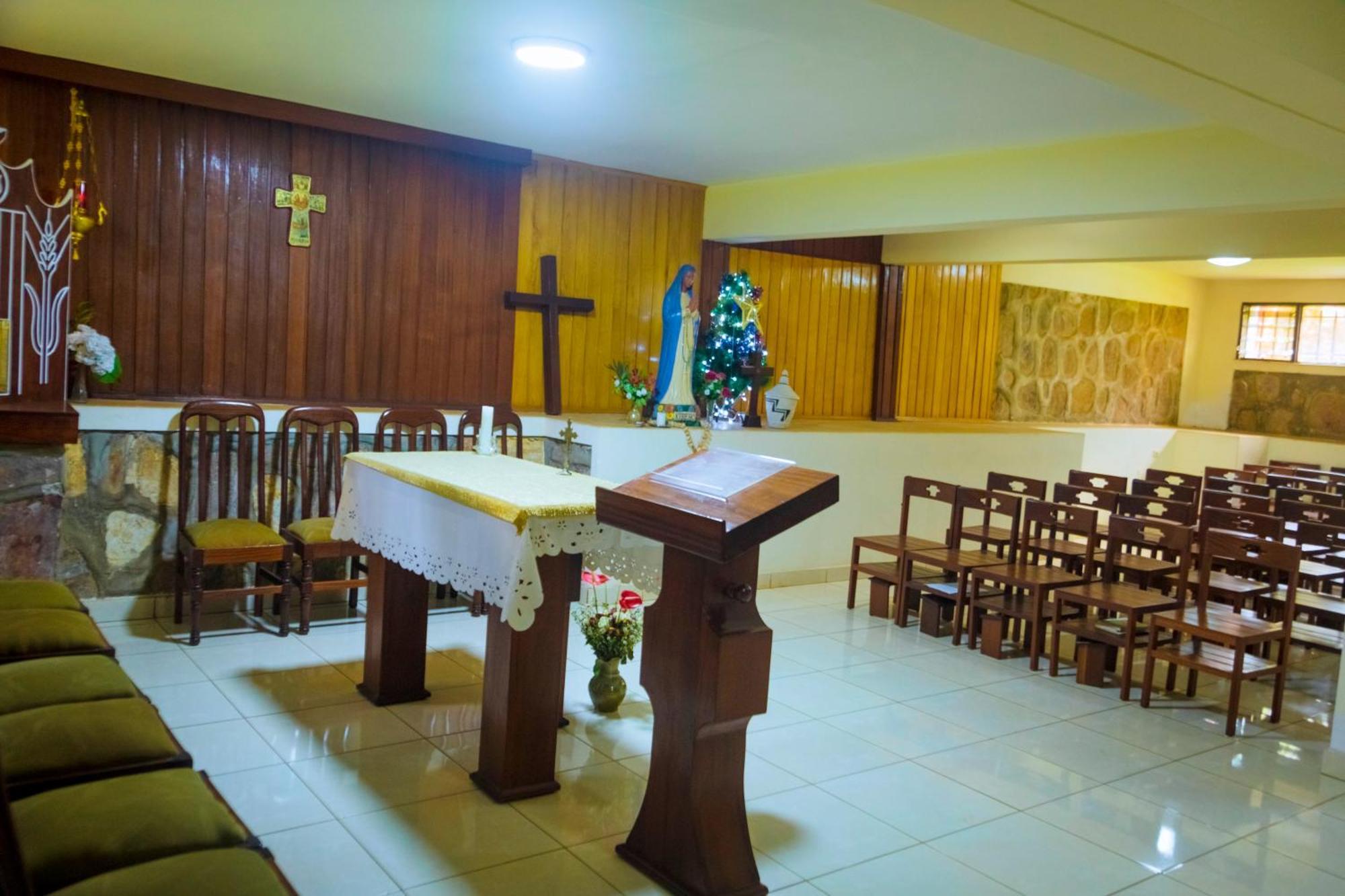 Centre Saint Vincent Pallotti キガリ エクステリア 写真