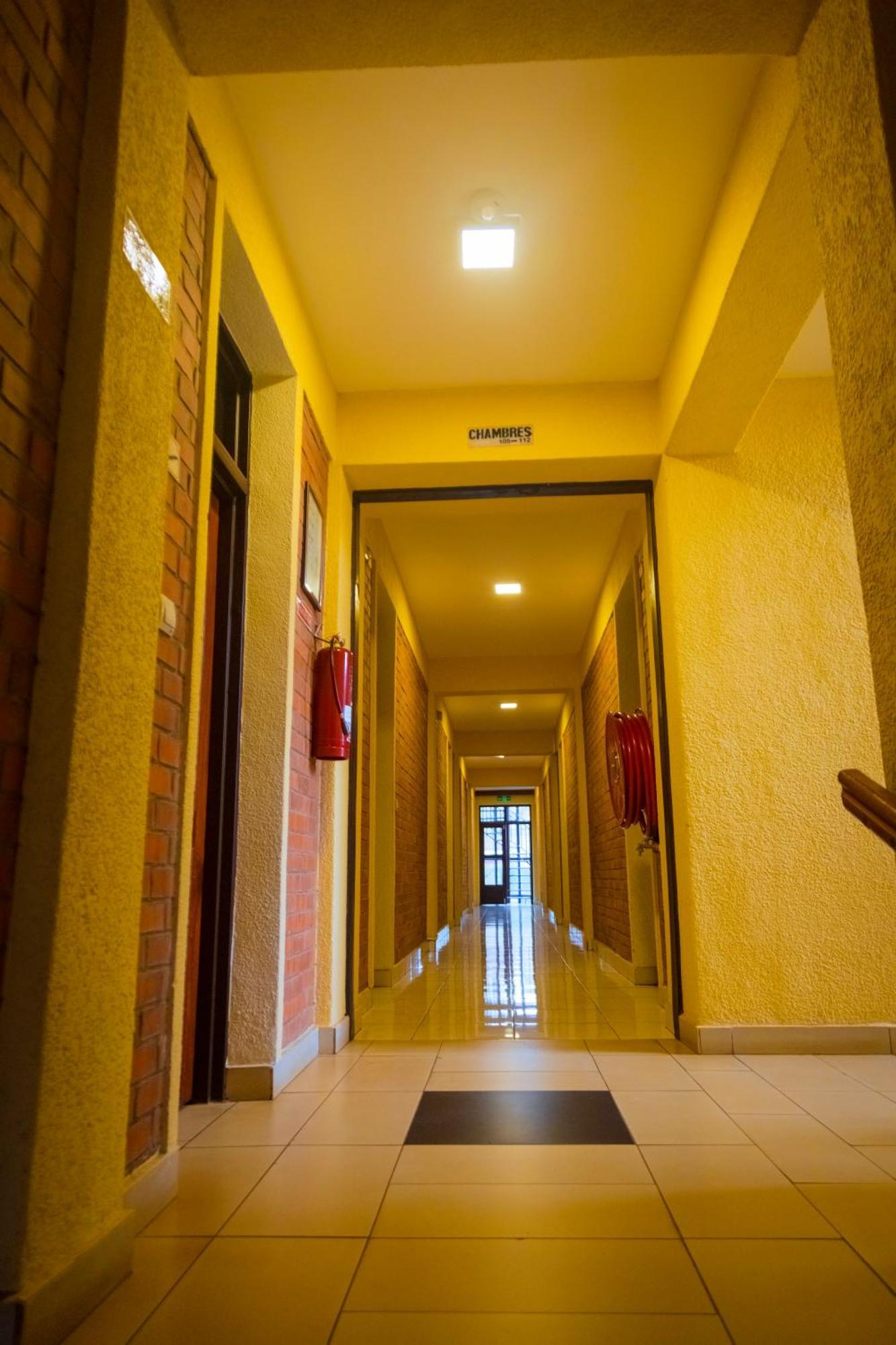Centre Saint Vincent Pallotti キガリ エクステリア 写真